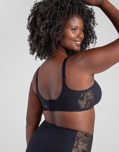 CrossOver Lace Bra