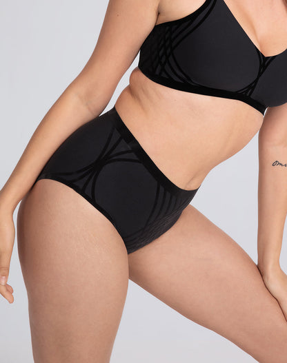 Silhouette Brief