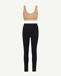 Sand / Jet Black